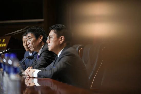亚洲污片