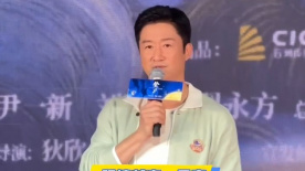 两对情侣
